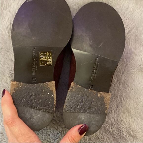 Bottega Veneta  Burgundy Suede Chukka Boots, US5 - Picture 9 of 9